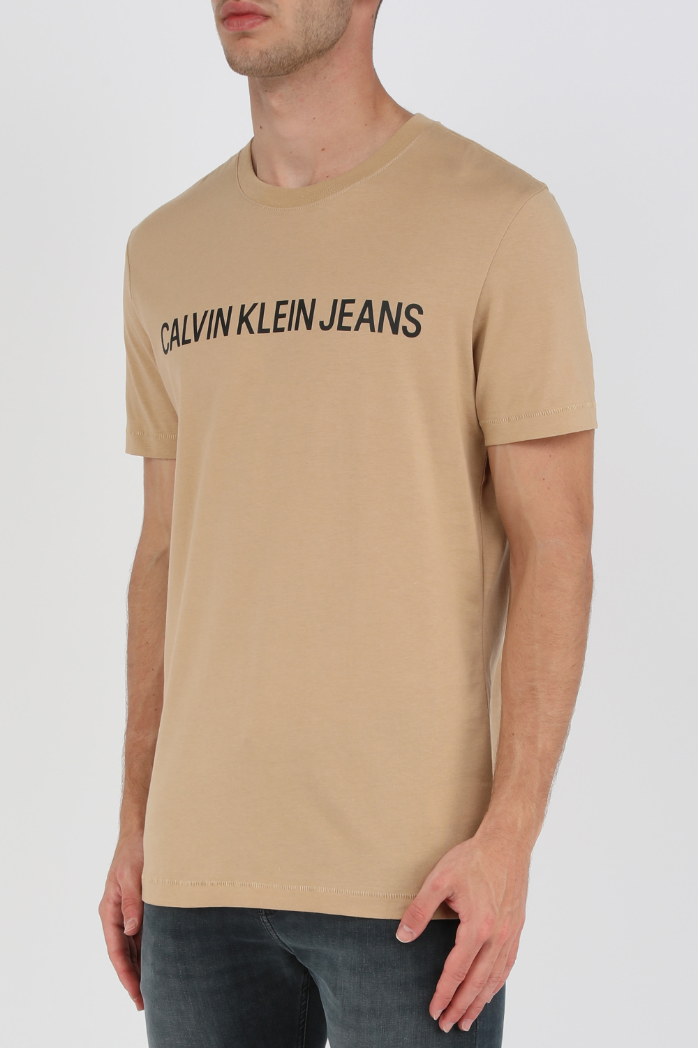 חולצת טי עם שם המותג בגוון חום בהיר CALVIN KLEIN