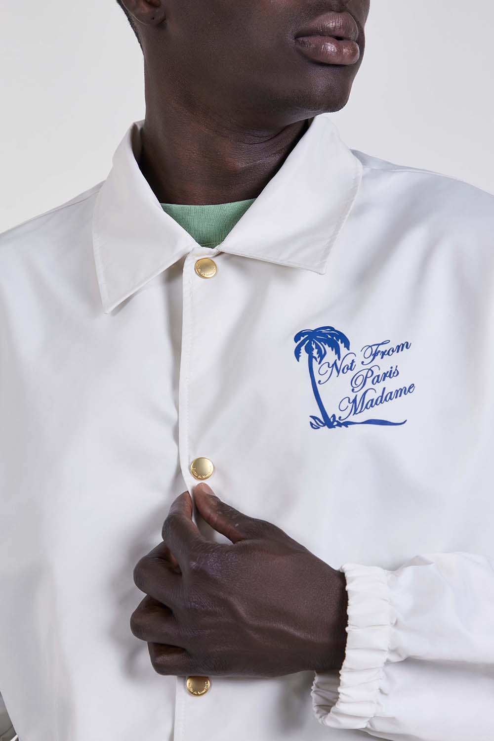 תמונת תקריב דוגמן של ז'קט בומבר קל