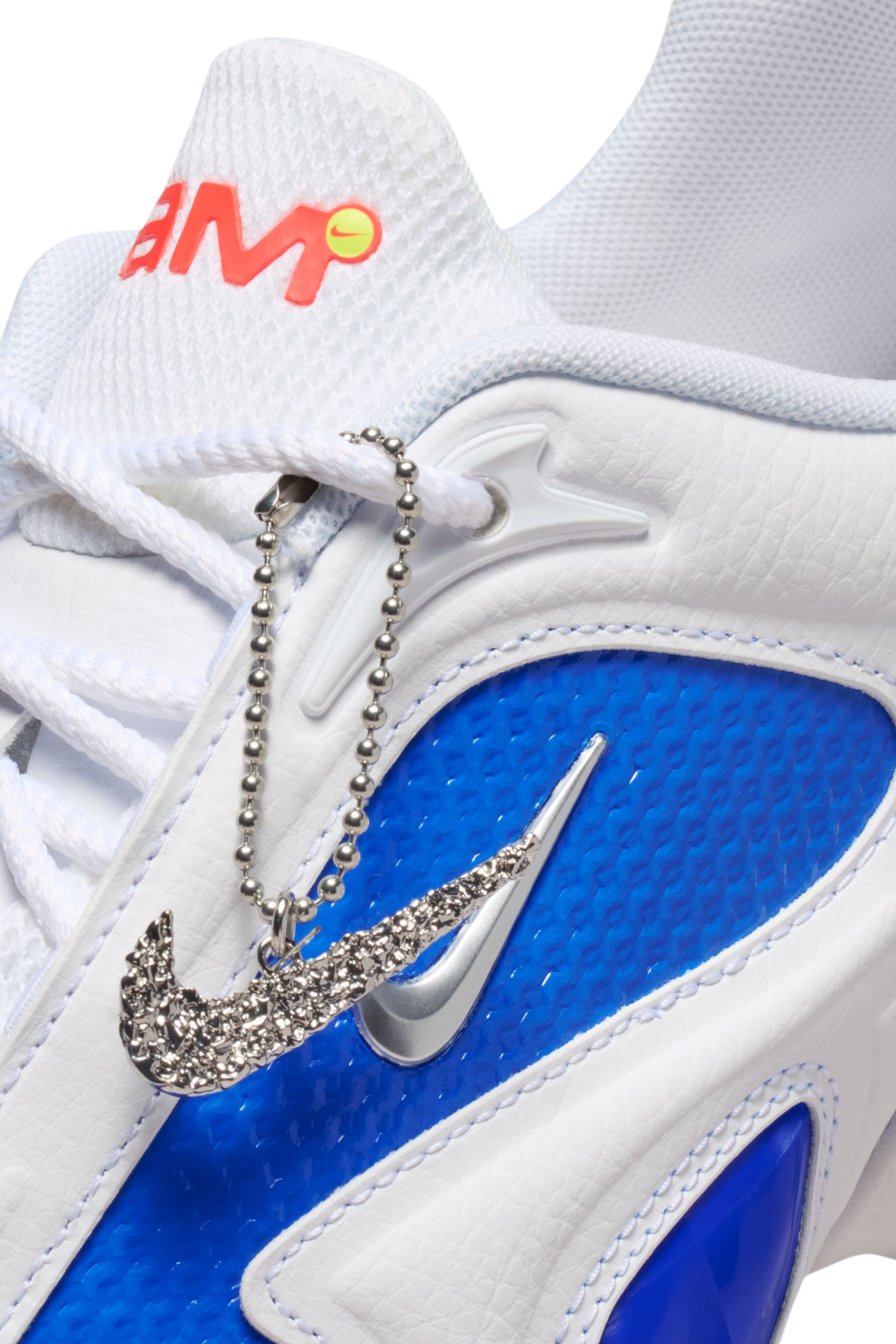 נעלי סניקרס איר מקס מיוז נייקי X ונדה קרטר