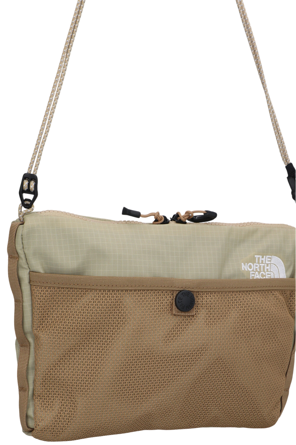 תמונת תקריב של תיק פאוץ' טרה