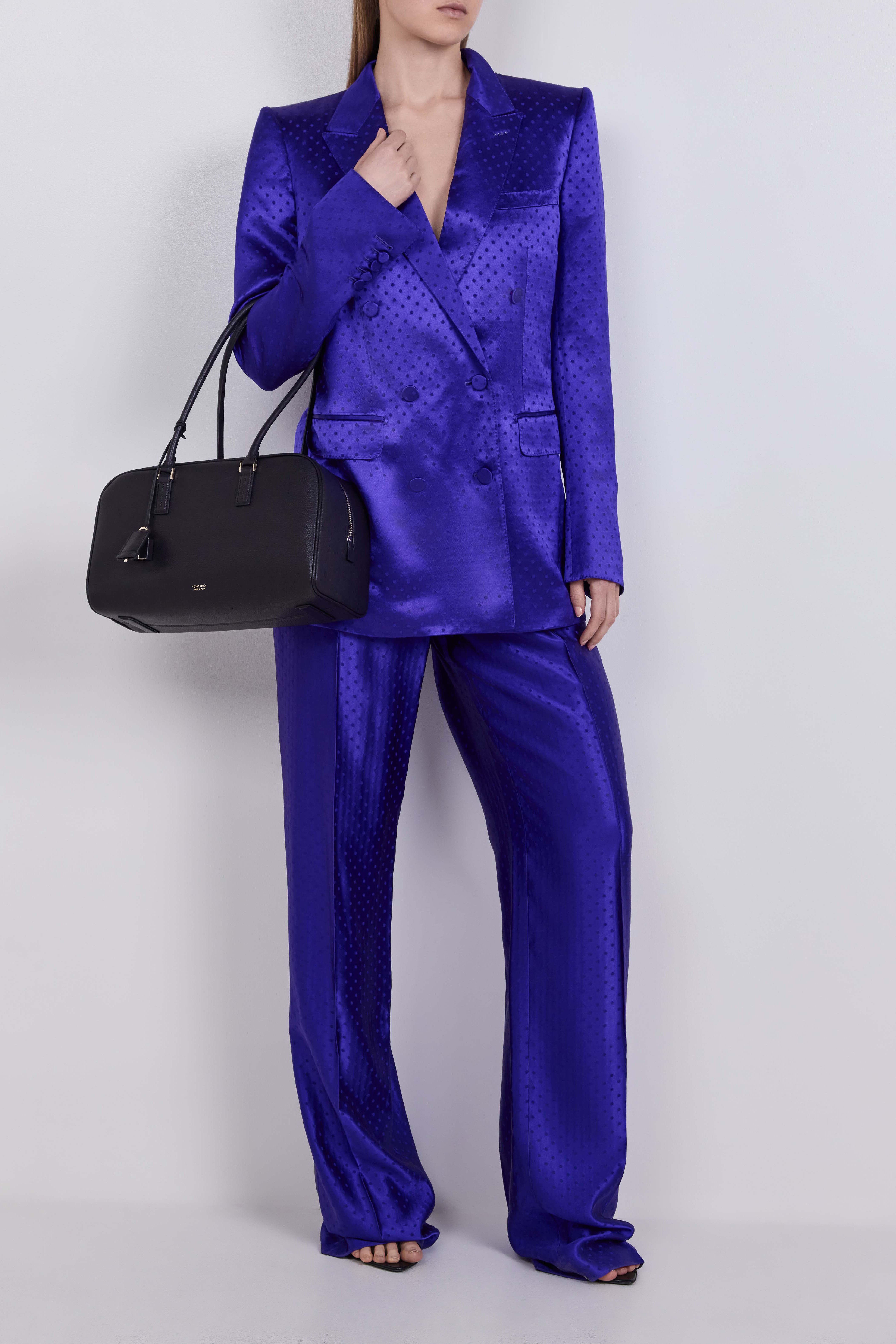 תמונת דוגמן קידמית של תיק כתף סמול