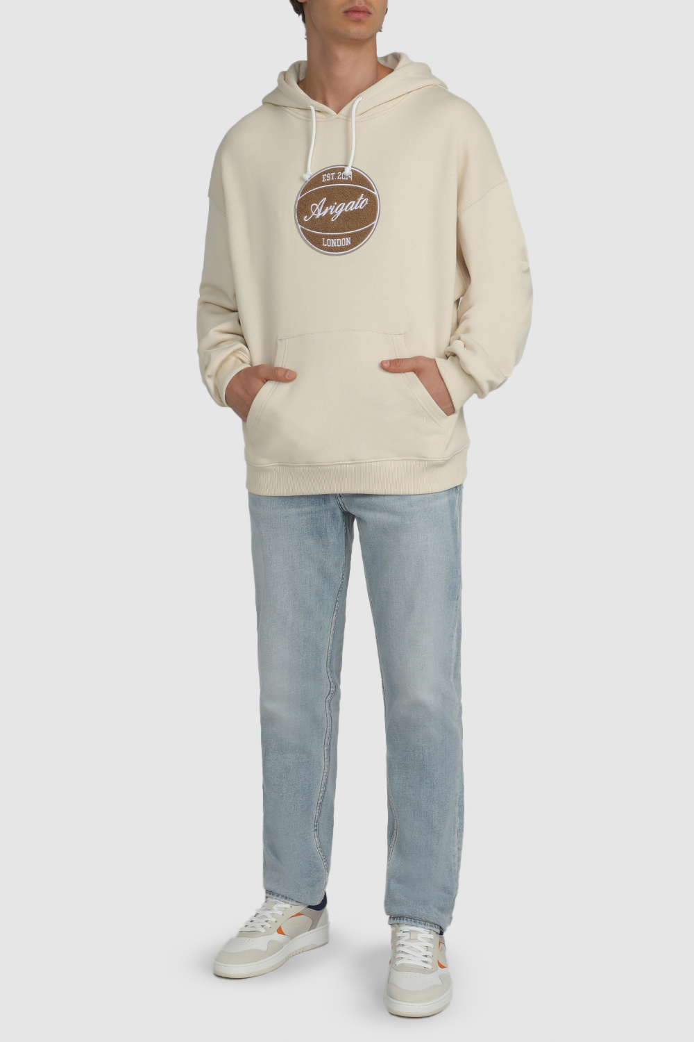 תמונת דוגמן קידמית של נעלי סניקרס ארלו