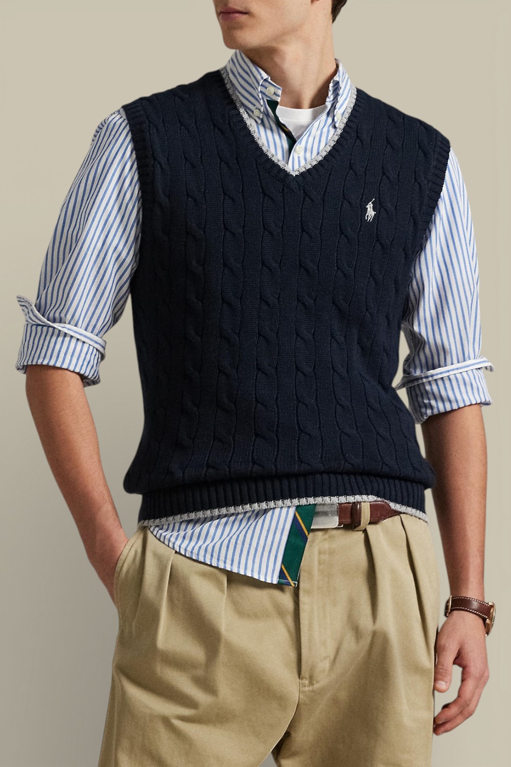 תמונת דוגמן קידמית של וסט צמות