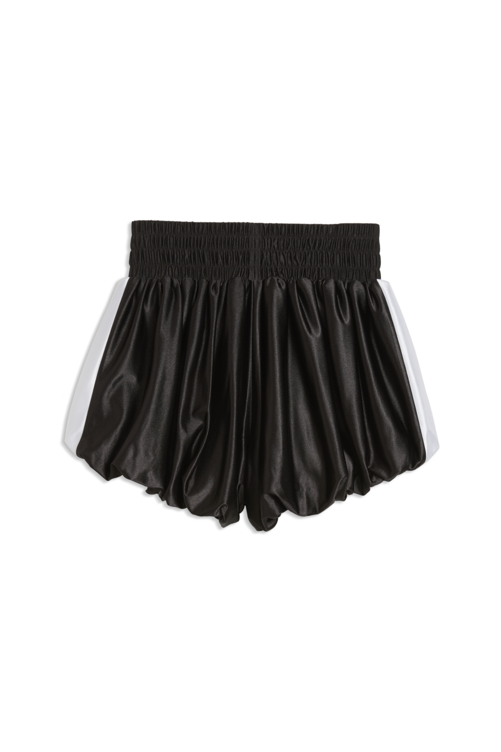 תמונה אחורית של מכנסי בלון קצרים