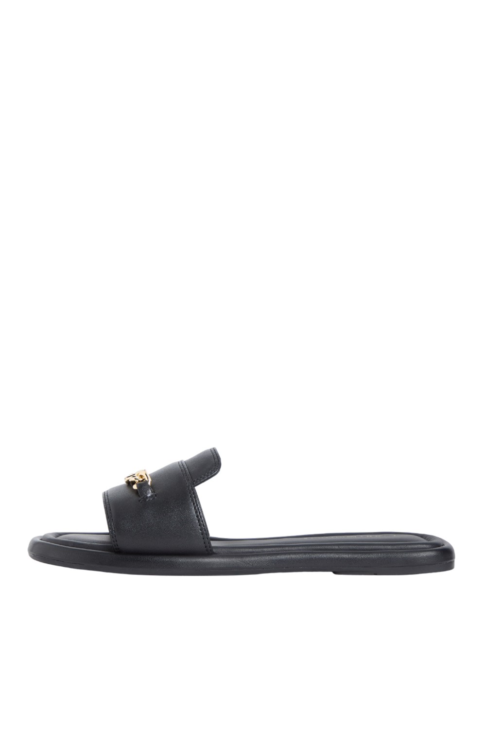 תמונה אחורית של כפכפים