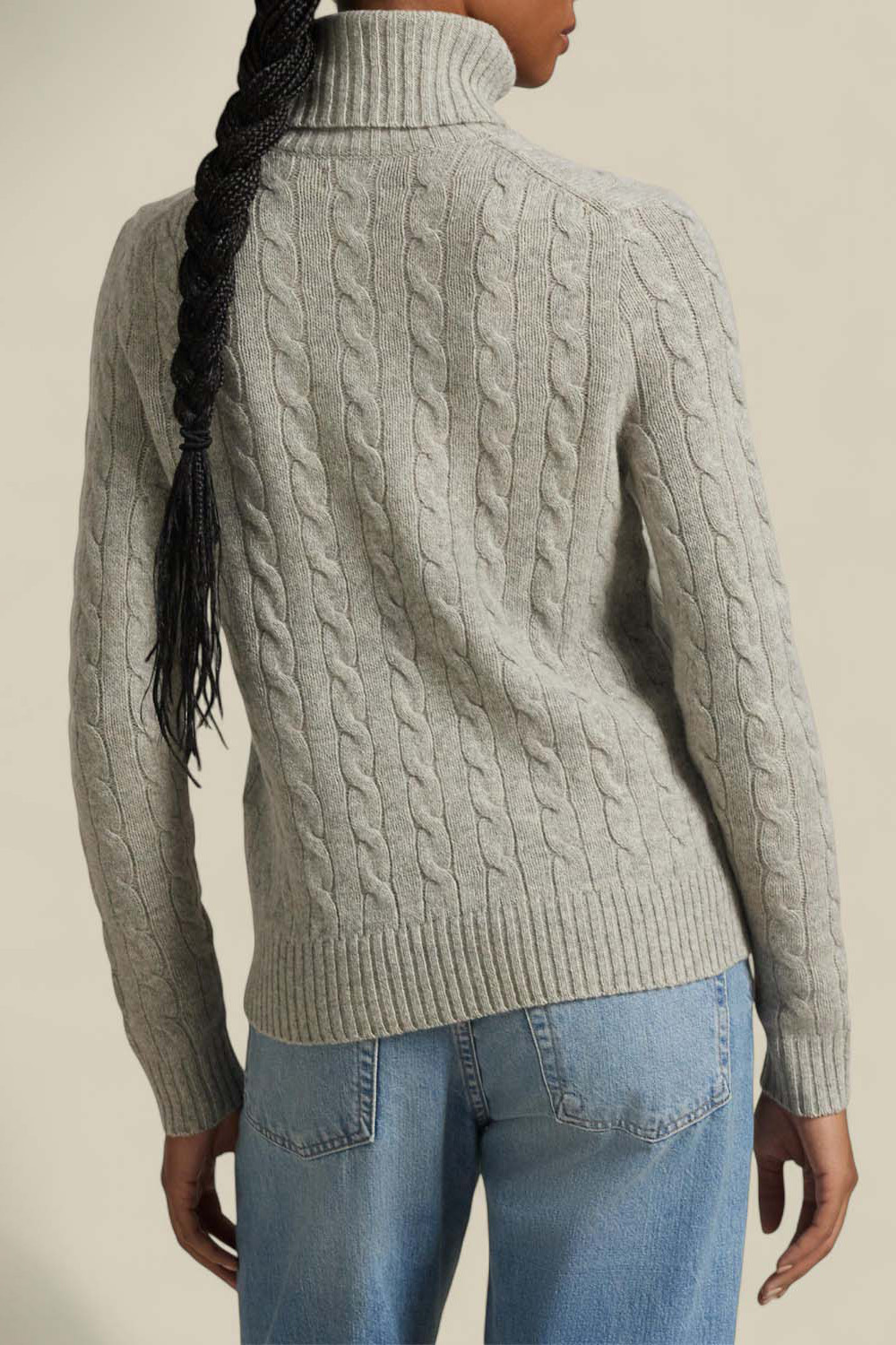 תמונת דוגמן אחורית של סריג גולף