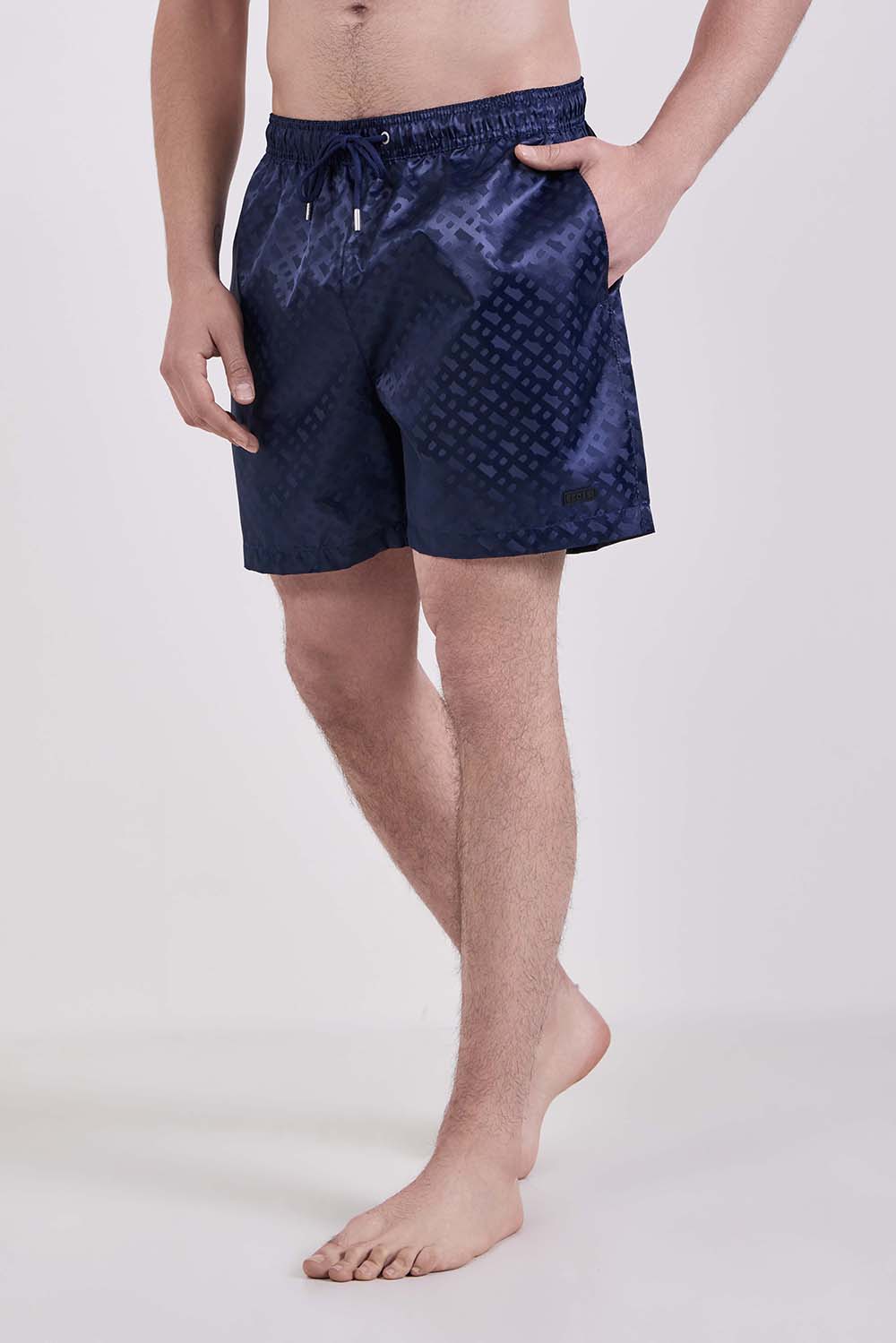 תמונת דוגמן קידמית של מכנסי בגד ים