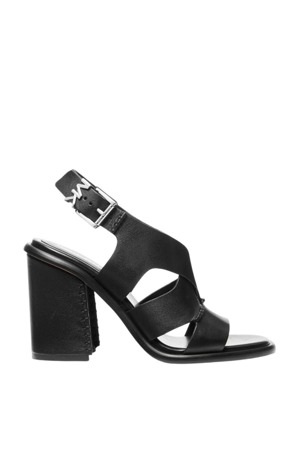 תמונה קידמית של סנדלי עקב