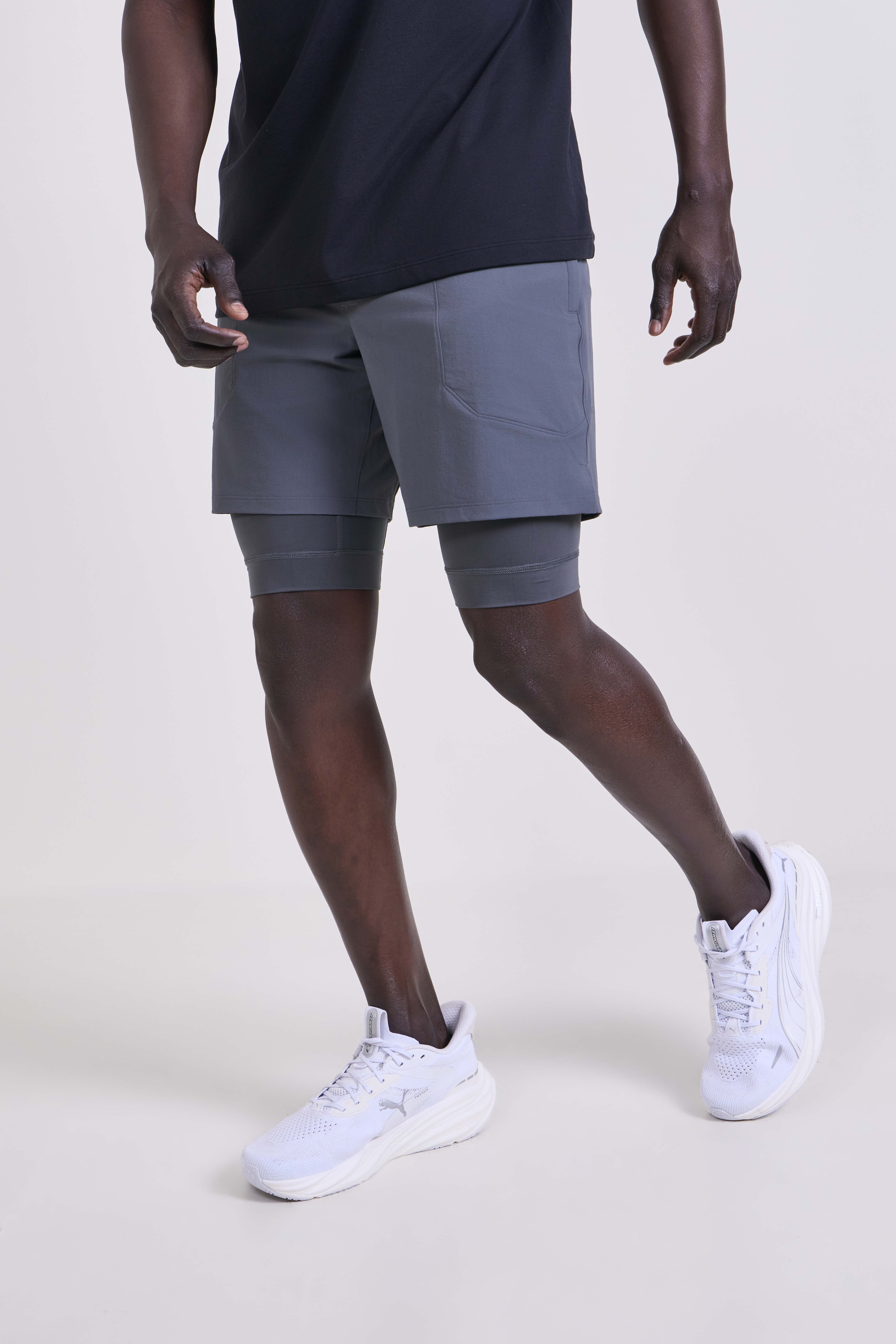 תמונת דוגמן קידמית של License To Train Short 7 *Lined