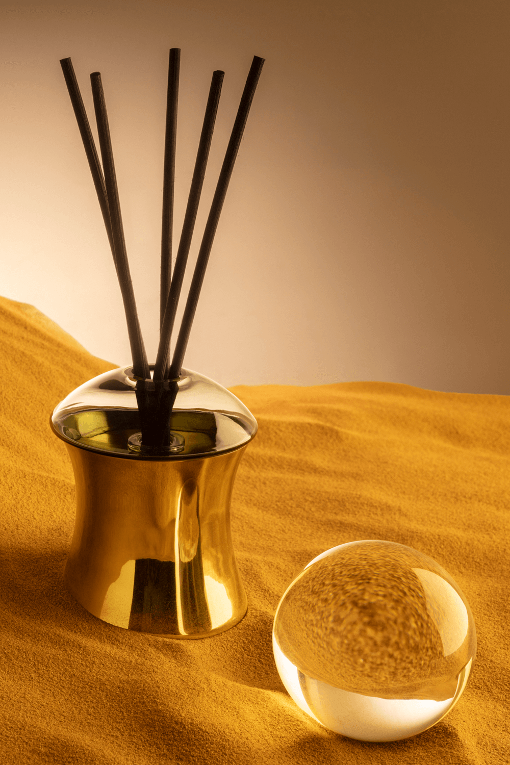 Scent Eclectic- Orientalist Diffuser image number null TOM DIXON