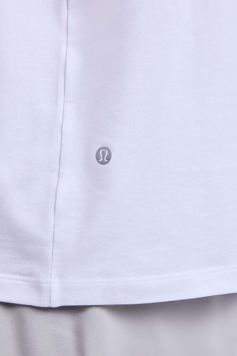 תמונת תקריב דוגמן של Zeroed In Short Sleeve Shirt