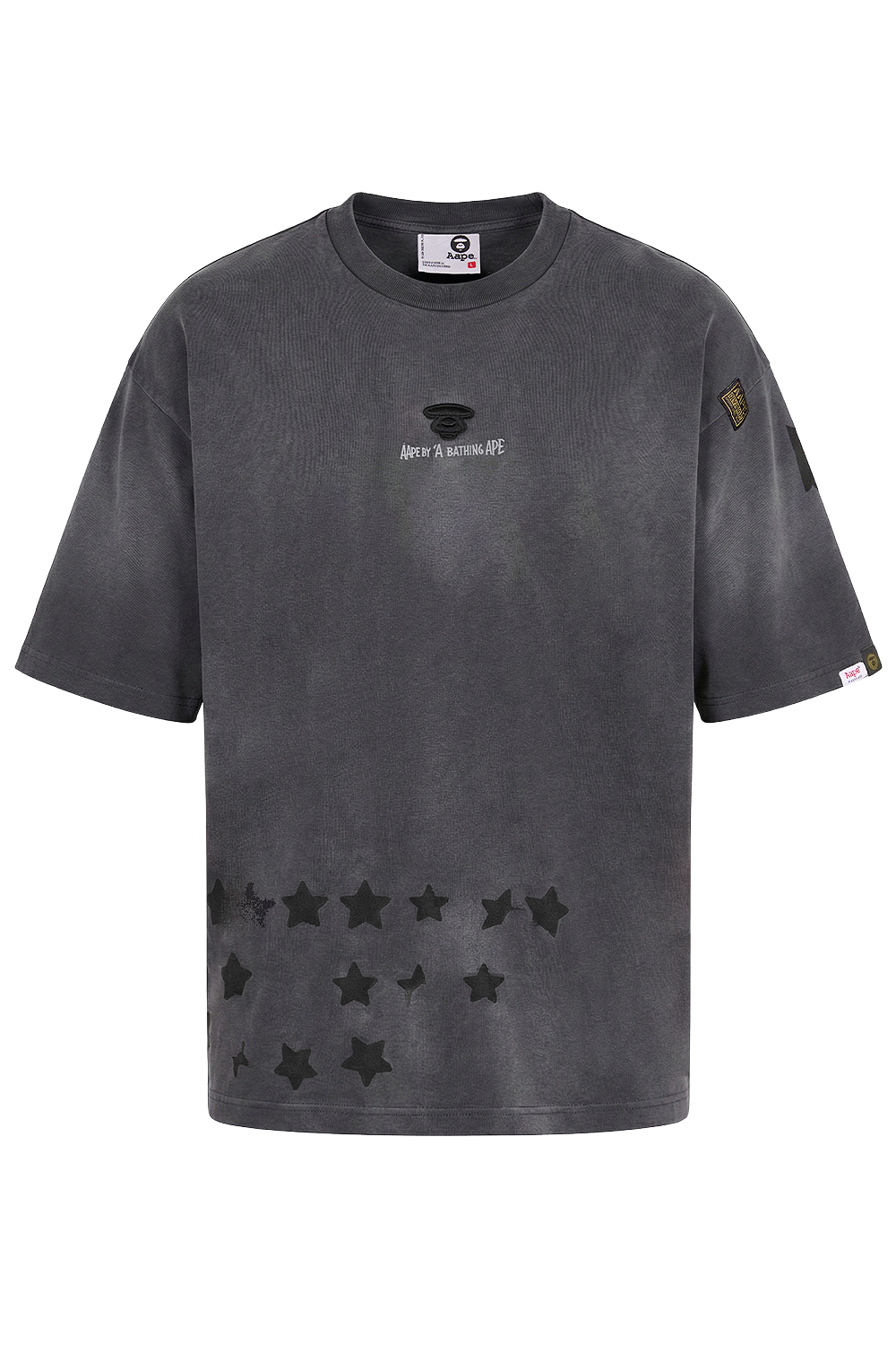 תמונה קידמית של חולצת טי