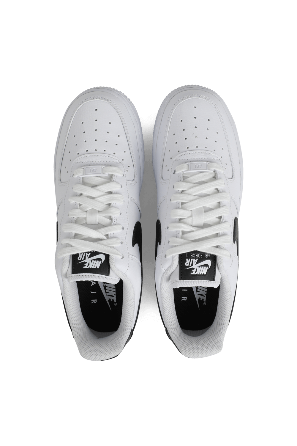 תמונה אחורית של נעלי סניקרס אייר פורס 1