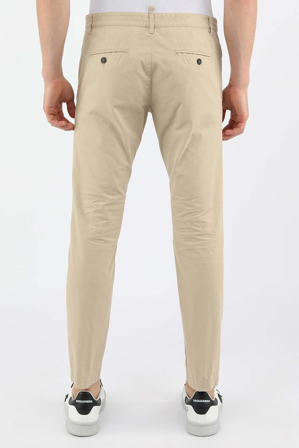 תמונת דוגמן אחורית של מכנסי קול גיי בגוון בז'