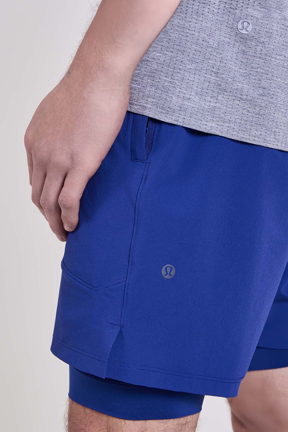 תמונת תקריב דוגמן של Mile Maker Ripstop Lined Short 6''