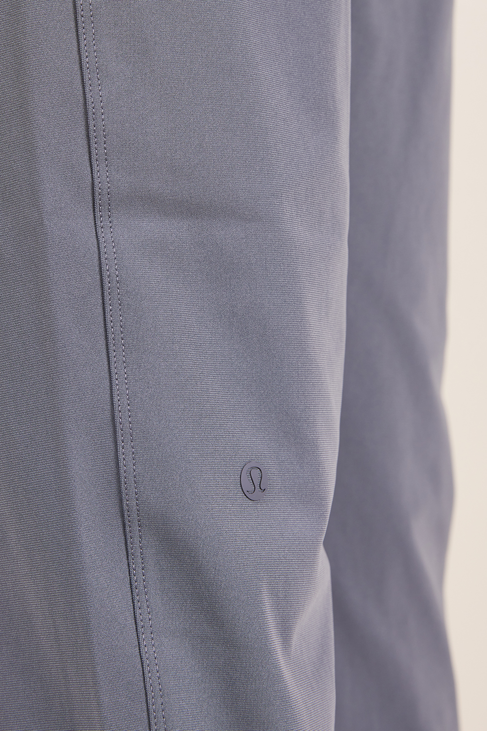 תמונת תקריב דוגמן של ABC Regular Jogger Warpstreme™