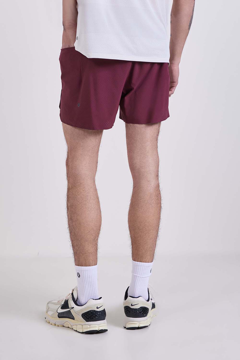 תמונת דוגמן אחורית של Fast And Free Running Short Lined 5