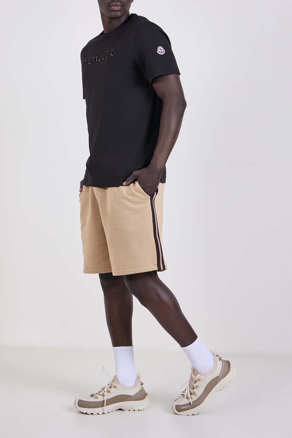 תמונת דוגמן קידמית של נעלי סניקרס טריילגריפ לייט 3