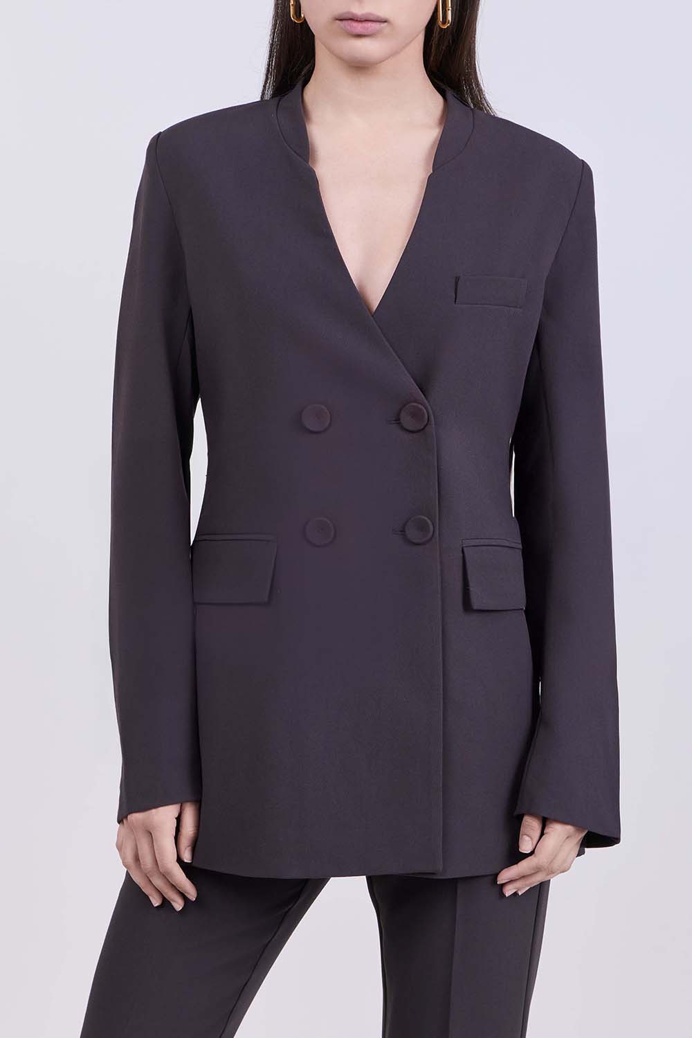 תמונת דוגמן קידמית של ז'קט מחויט