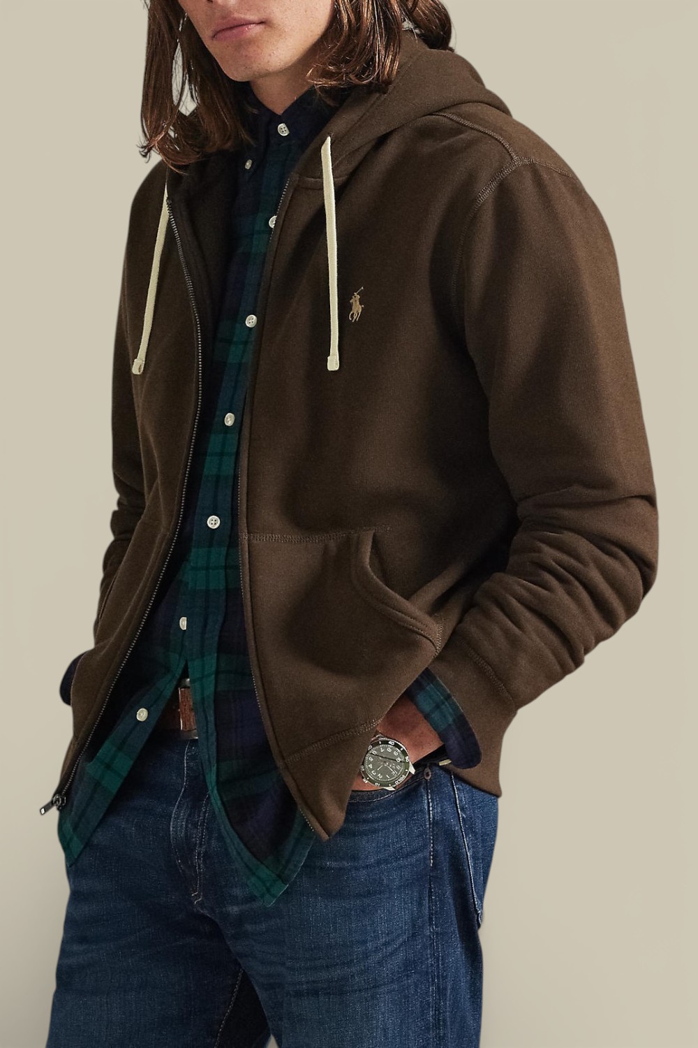 תמונת דוגמן קידמית של סווטשירט קפוצ'ון