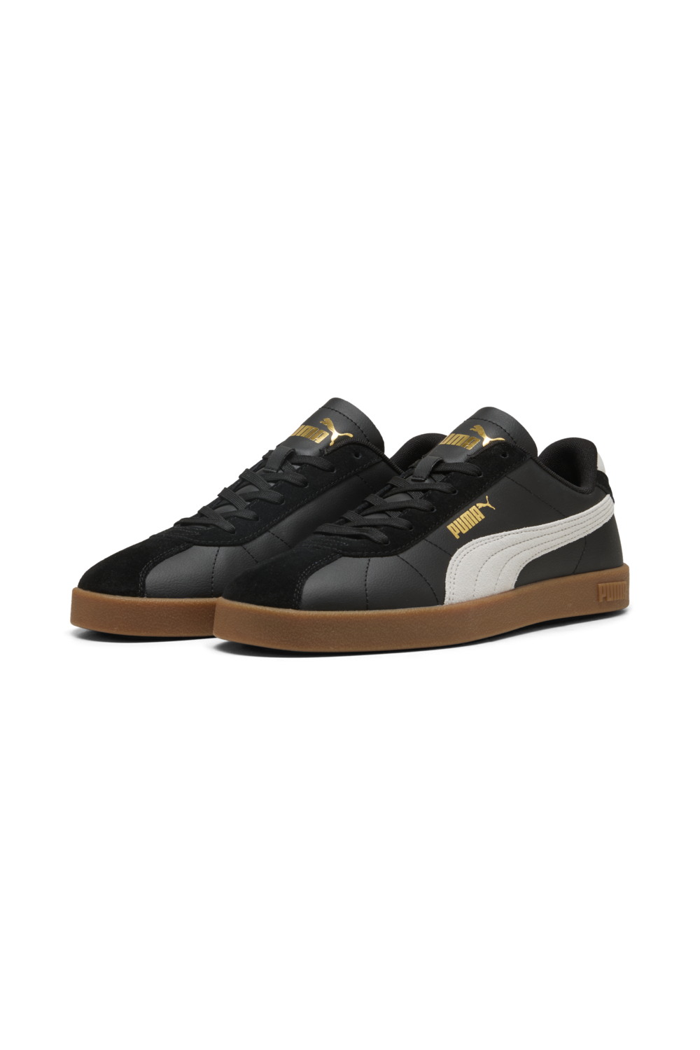 תמונת תקריב של נעלי סניקרס