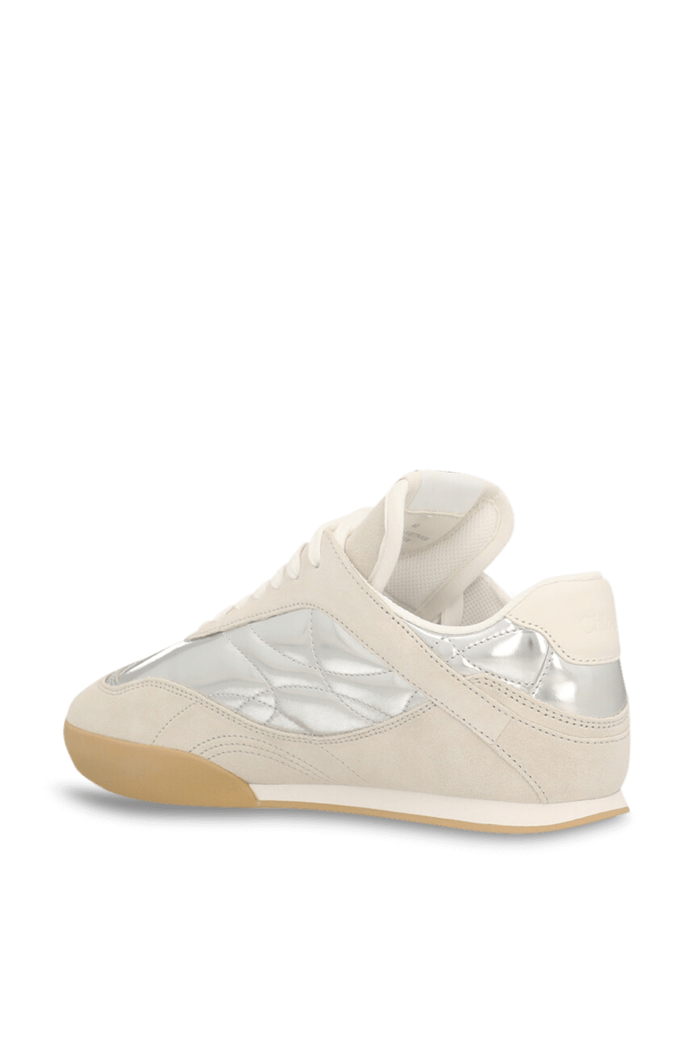 תמונה אחורית של נעלי סניקרס