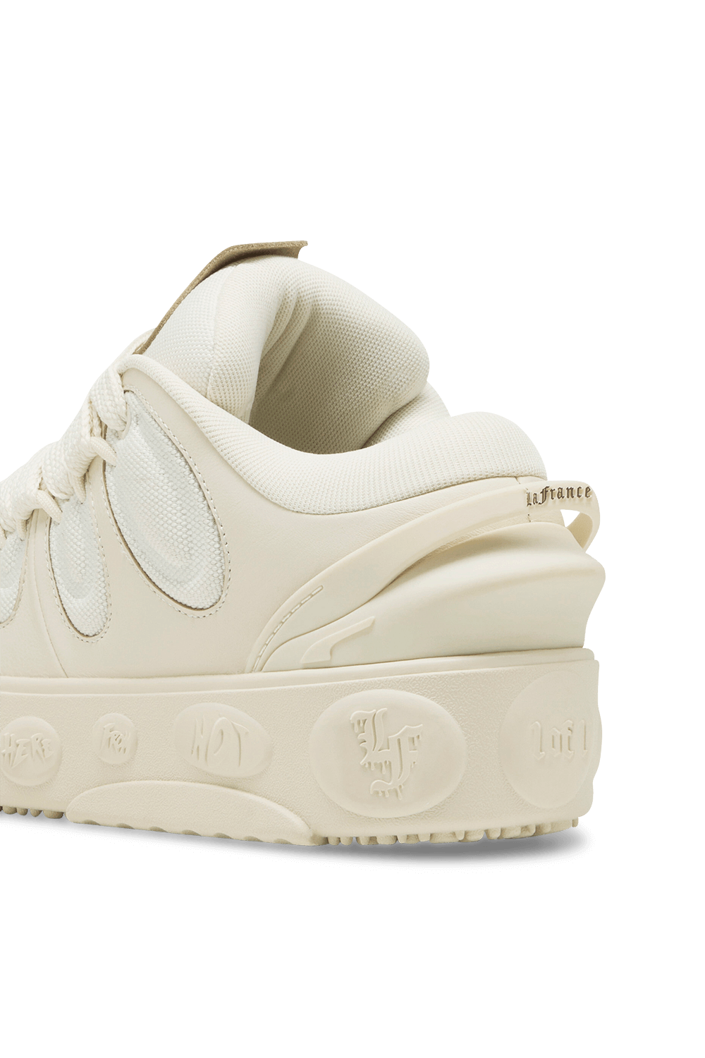 תמונת תקריב של פומה X מלו נעלי סניקרס לה פראנס