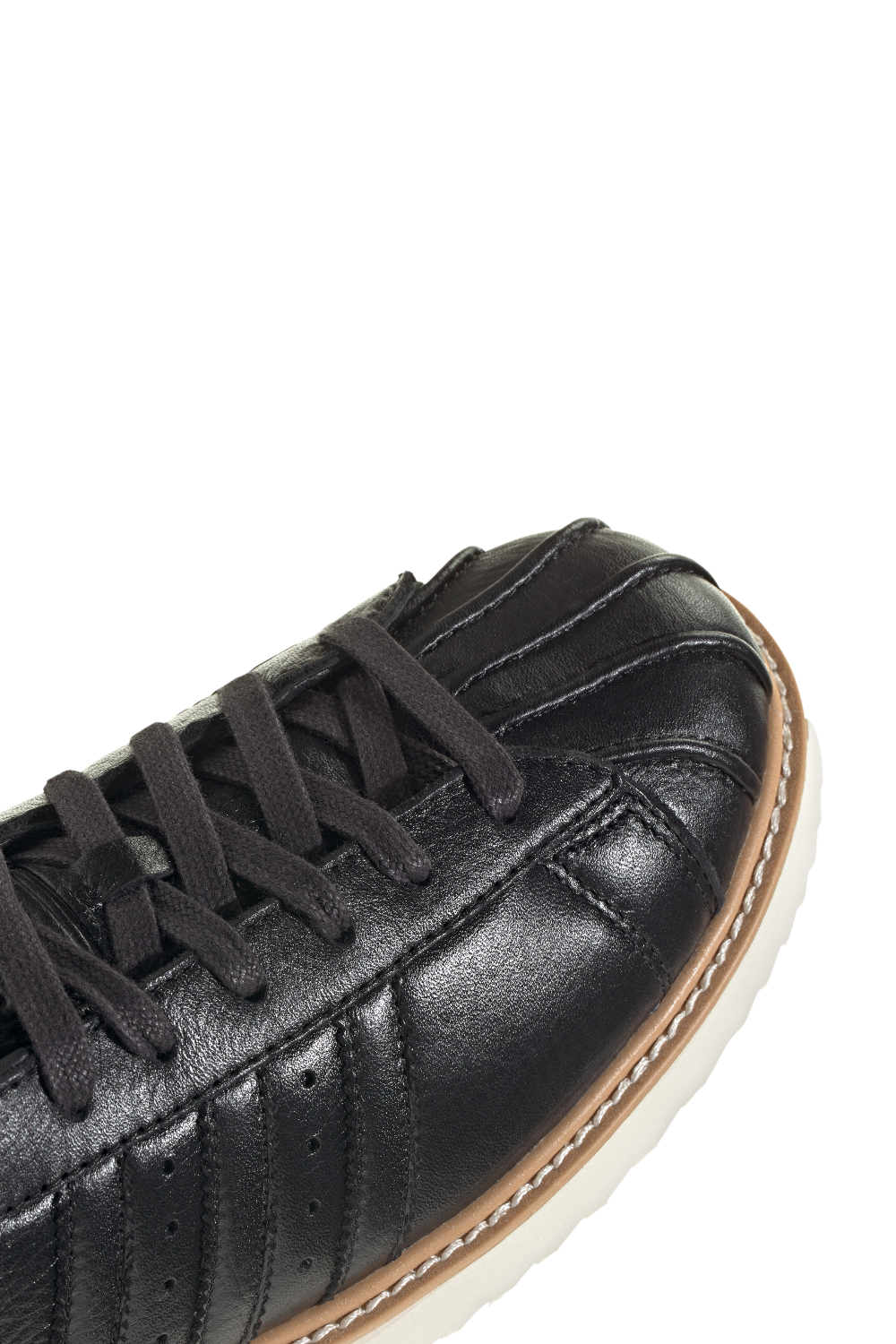 נעלי סניקרס סופרסטאר לוקס