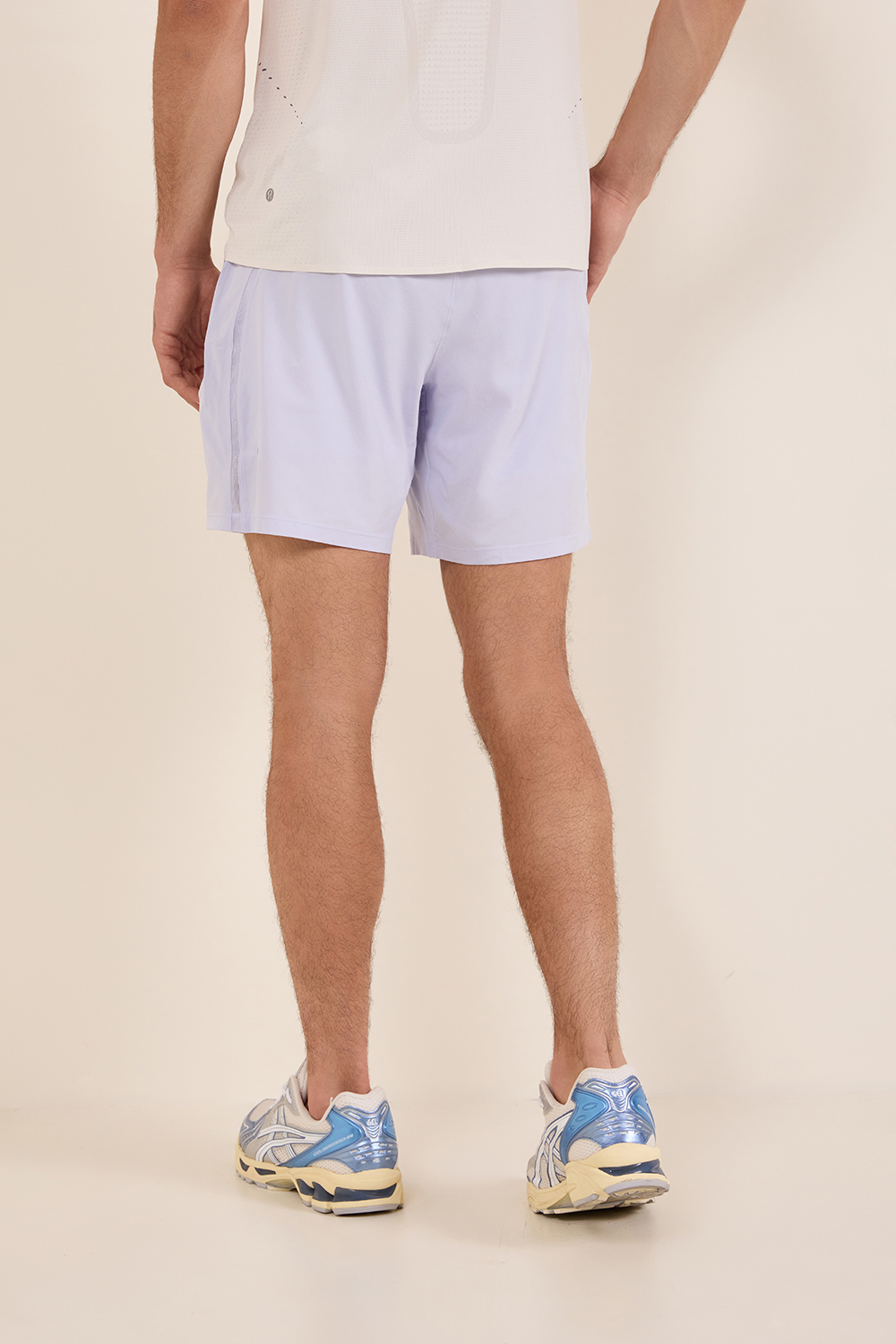 תמונת דוגמן אחורית של Pace Breaker Short Lined 7