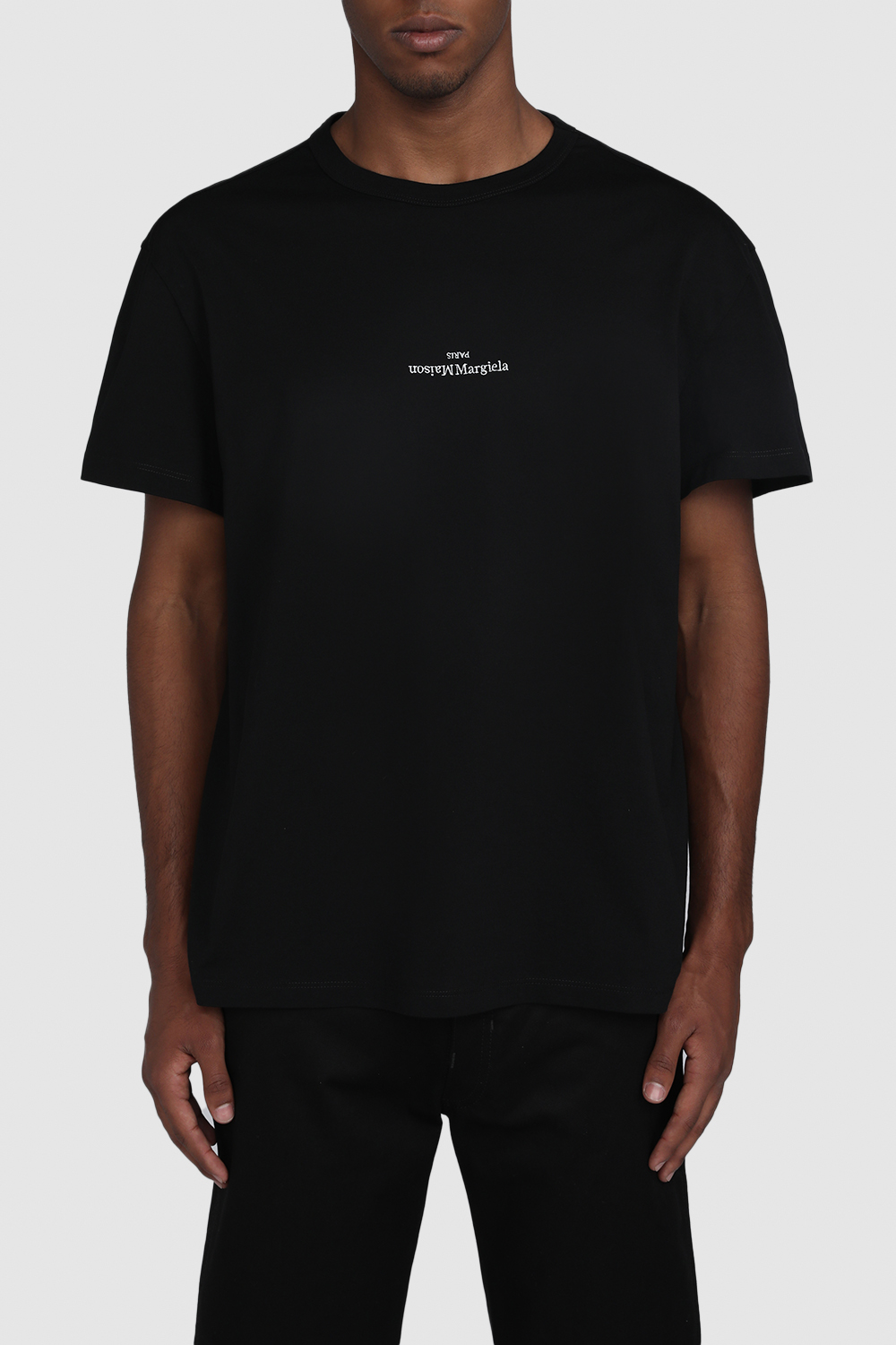 תמונת דוגמן קידמית של חולצת טי