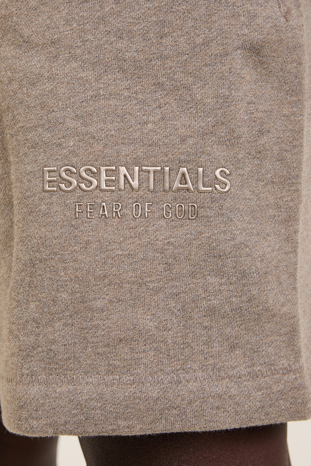 תמונת דוגמן אחורית של מכנסיים קצרים פליז