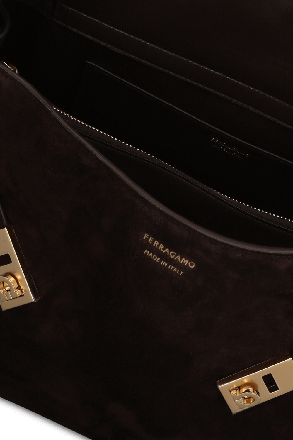 תמונת פנים של תיק כתף הג