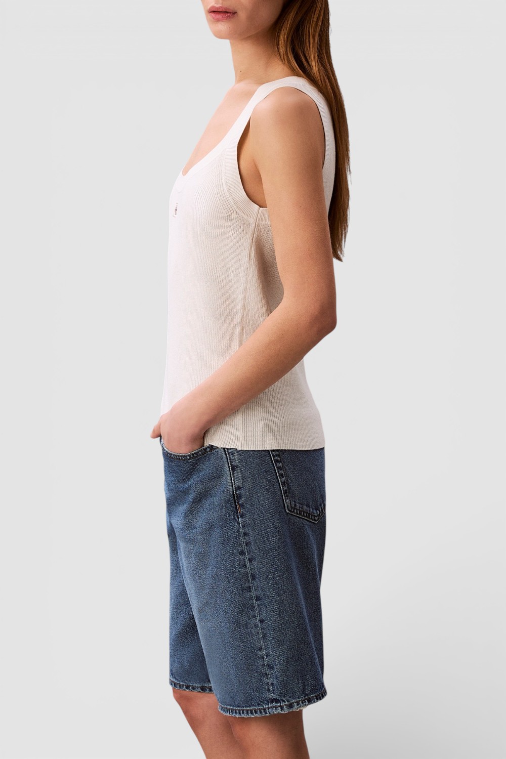 תמונת תקריב דוגמן של גופייה