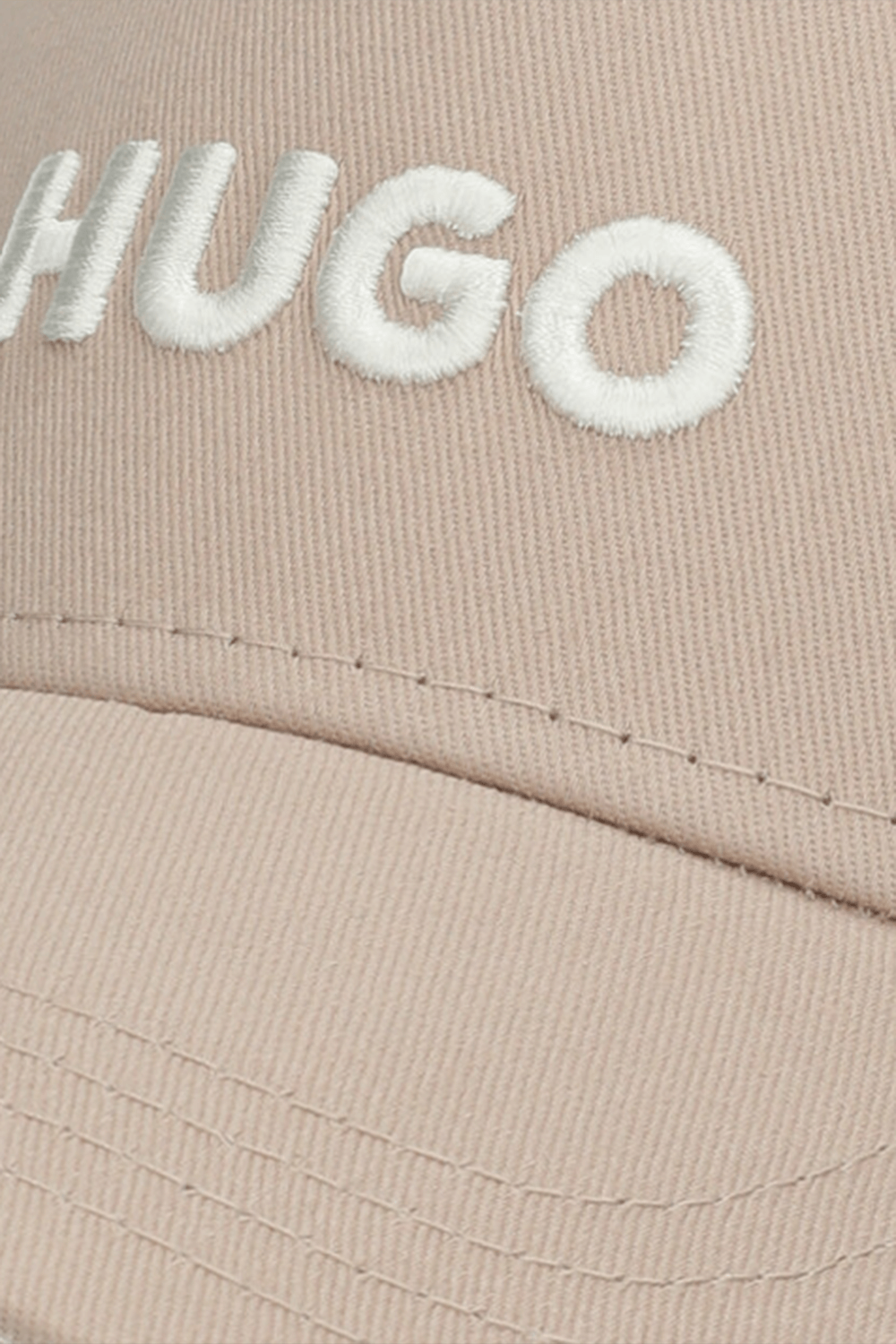 תמונת תקריב של כובע מצחייה