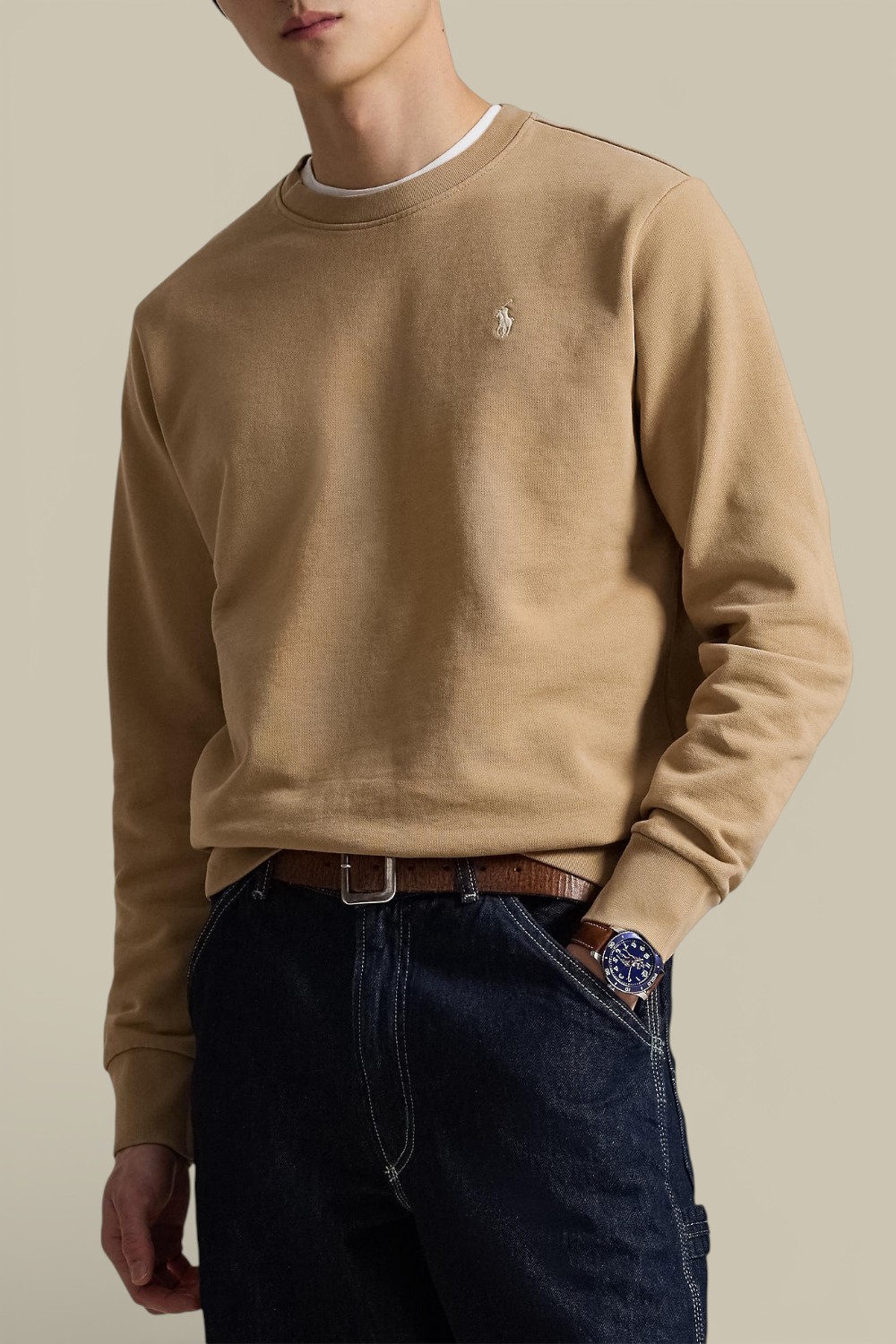 תמונת דוגמן קידמית של סווטשירט