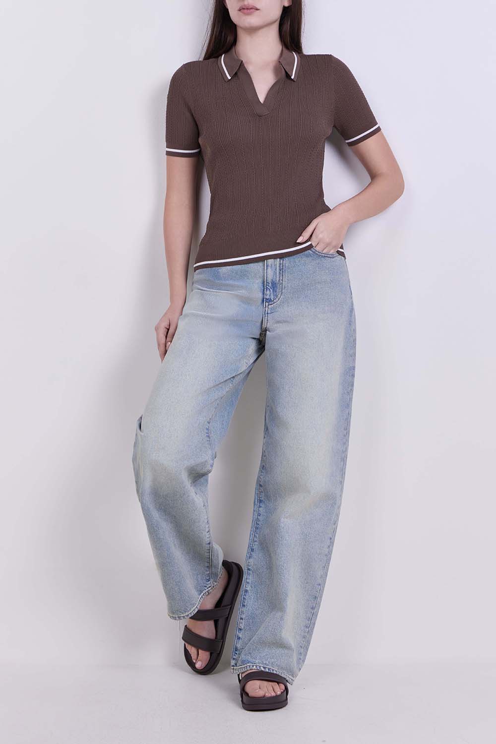 תמונת דוגמן קידמית של כפכפים