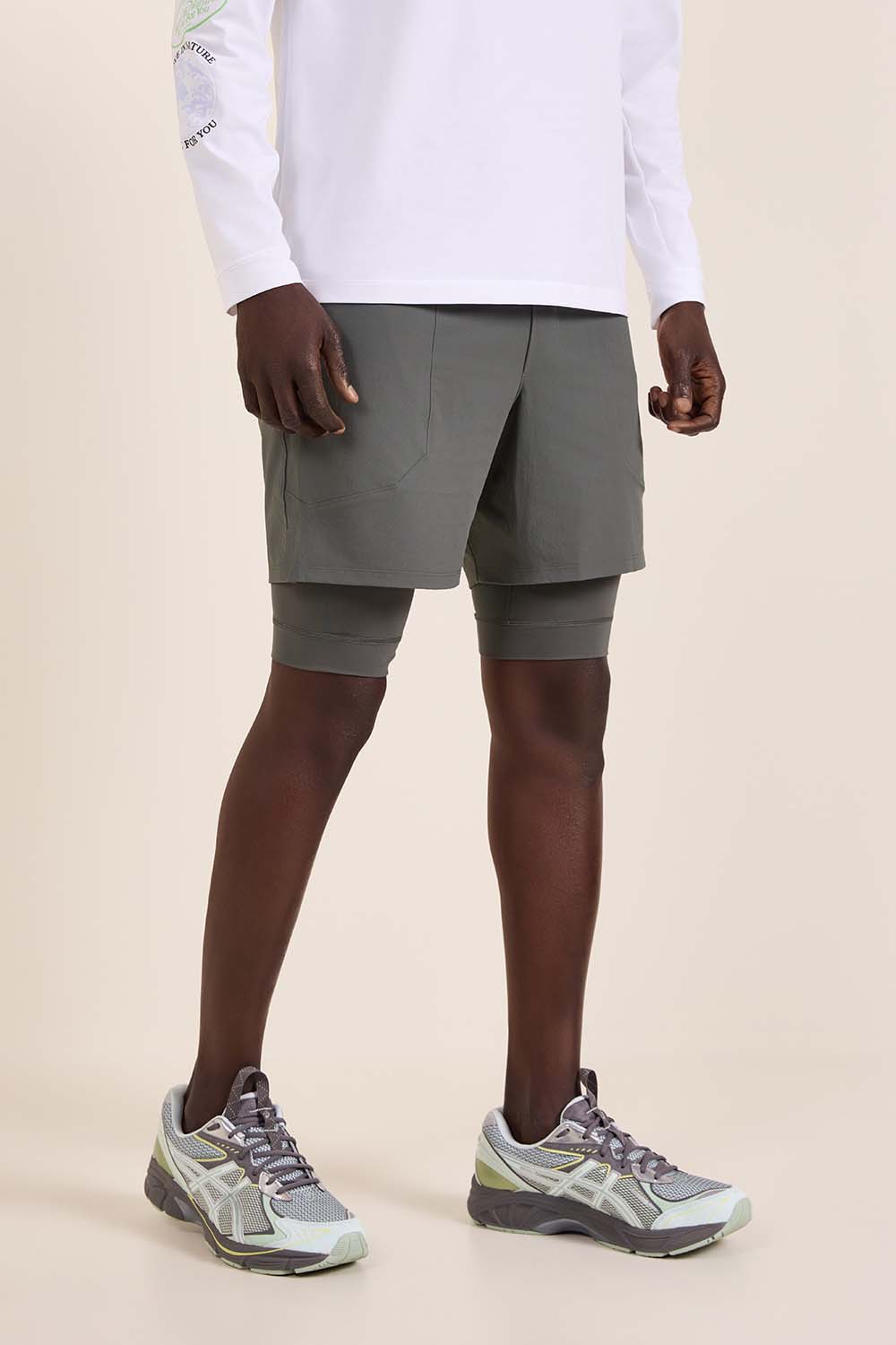 תמונת דוגמן קידמית של License to Train Lined Short 7