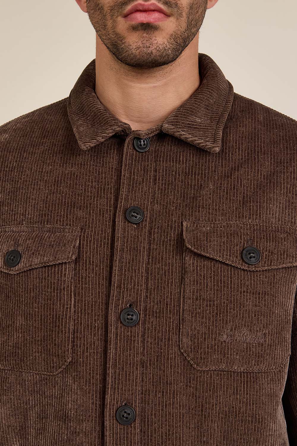 תמונת תקריב דוגמן של ז'קט קורדרוי