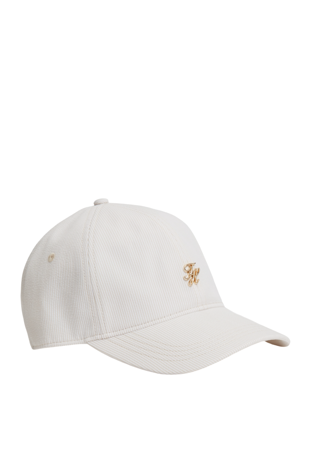 תמונה קידמית של כובע מצחייה