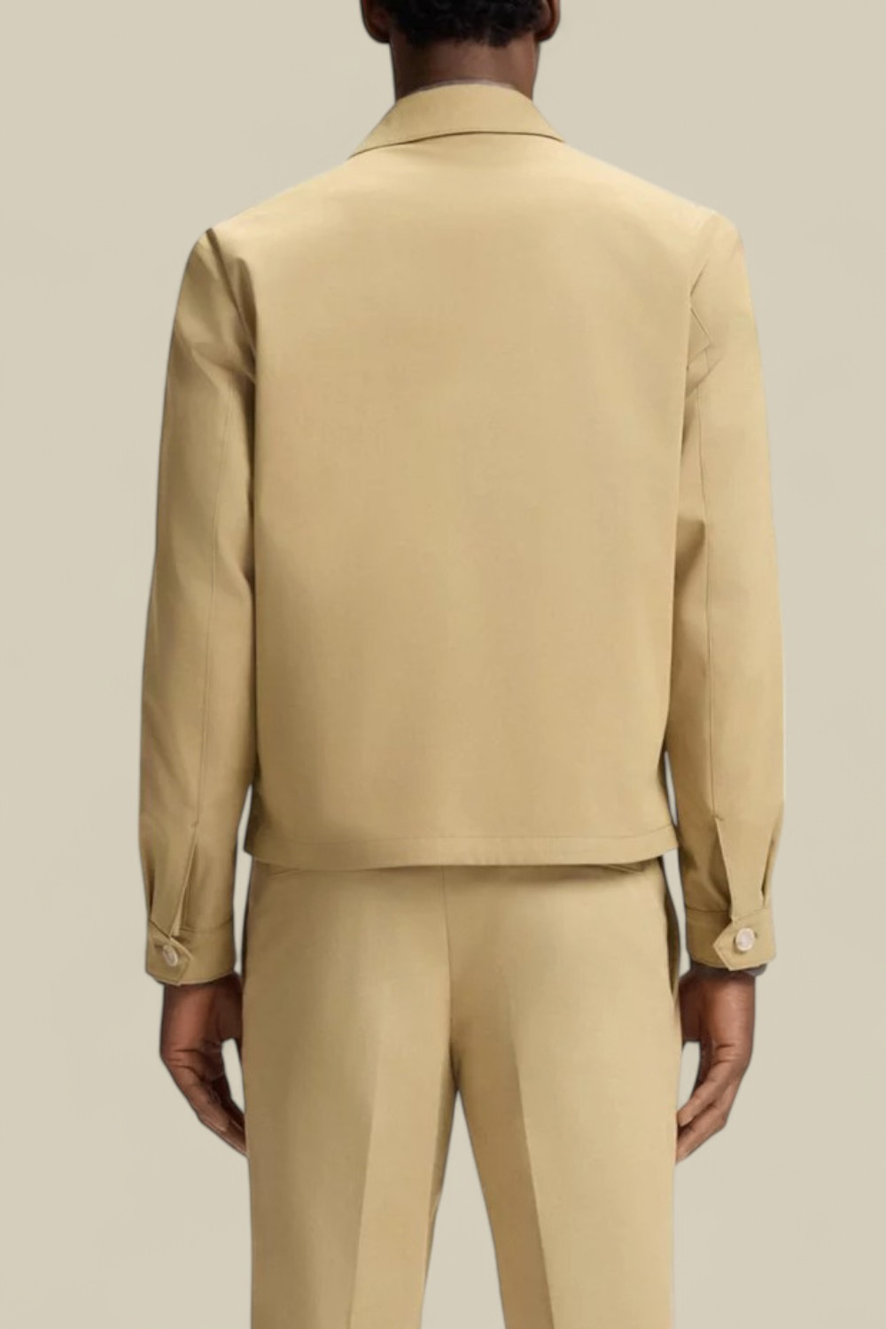 תמונת דוגמן אחורית של בוס X דיויד בקהאם ז'קט קל