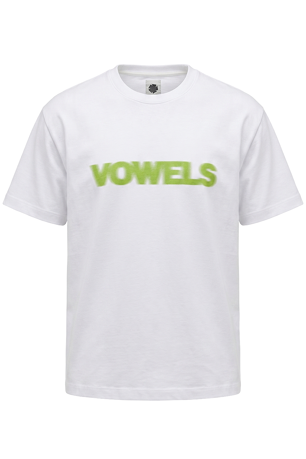 תמונה קידמית של חולצת טי בגזרה מרובעת