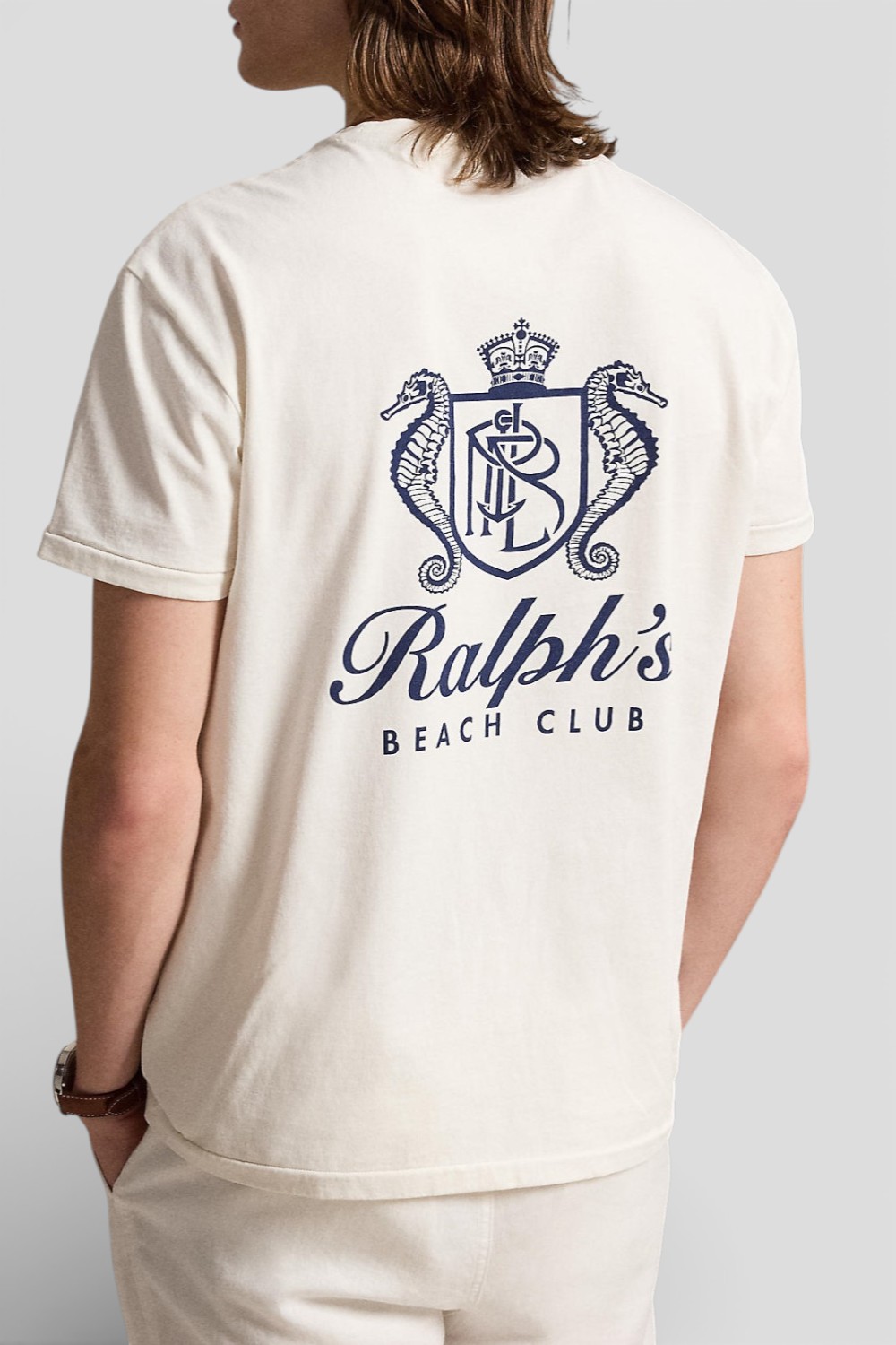 תמונת דוגמן אחורית של חולצת טי