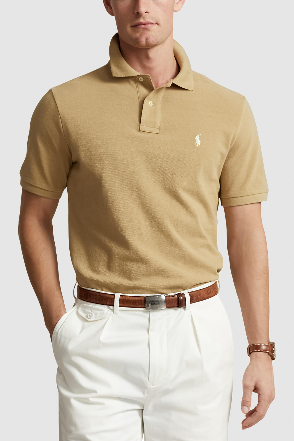 תמונת דוגמן קידמית של חולצת פולו