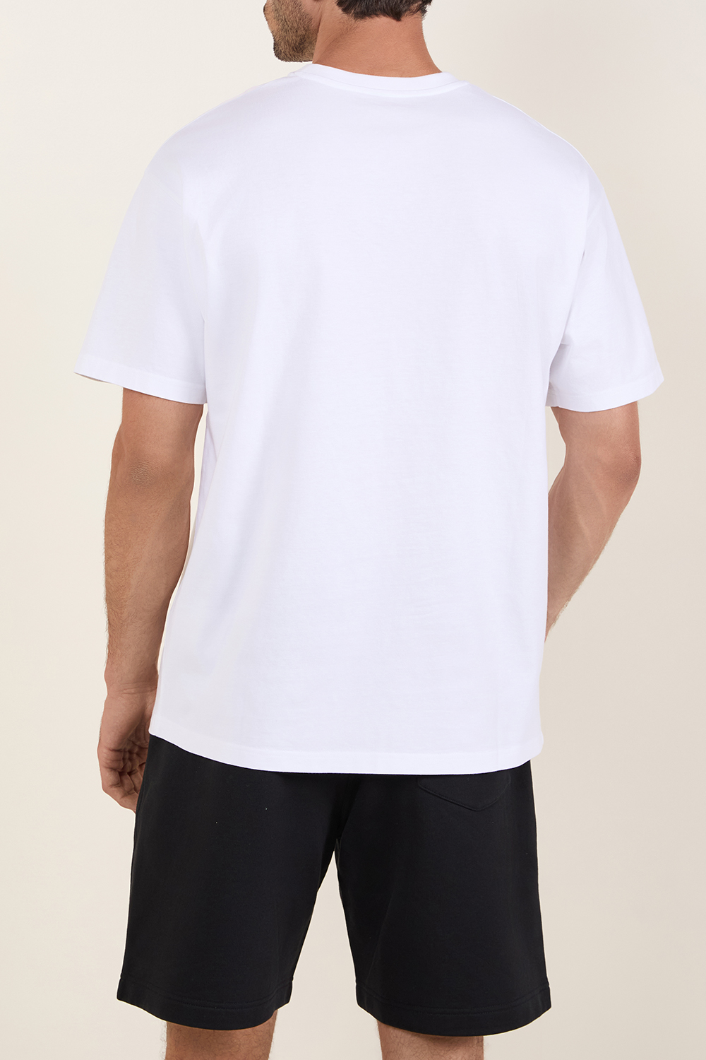 תמונת דוגמן אחורית של חולצת טי