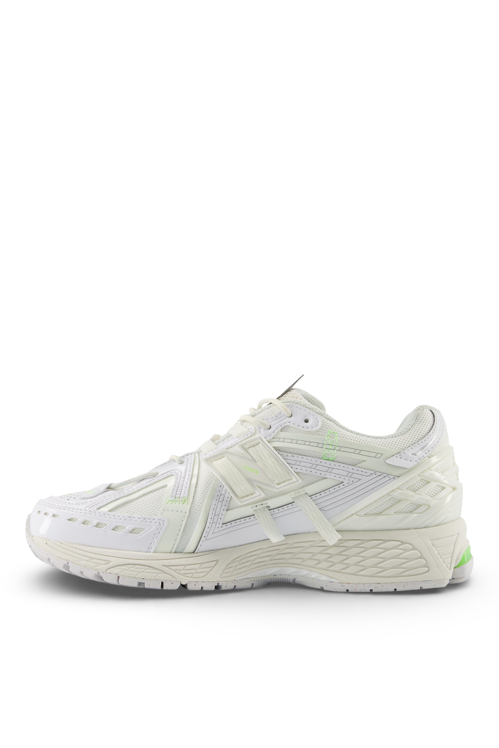 תמונה אחורית של נעלי ריצה 1906