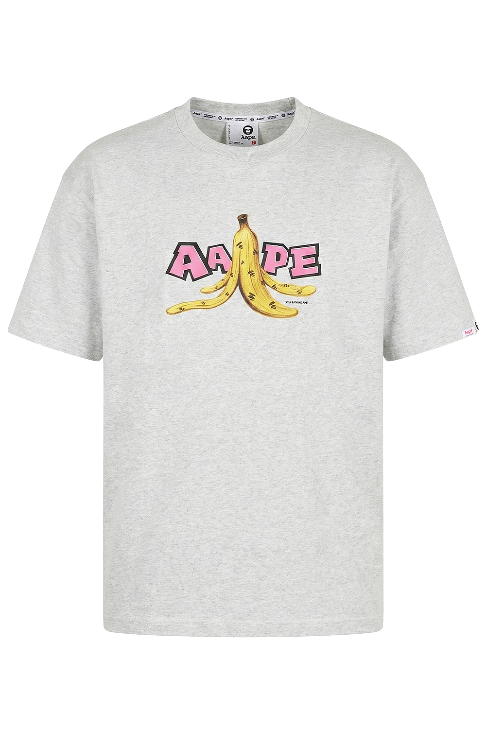 תמונה קידמית של חולצת טי