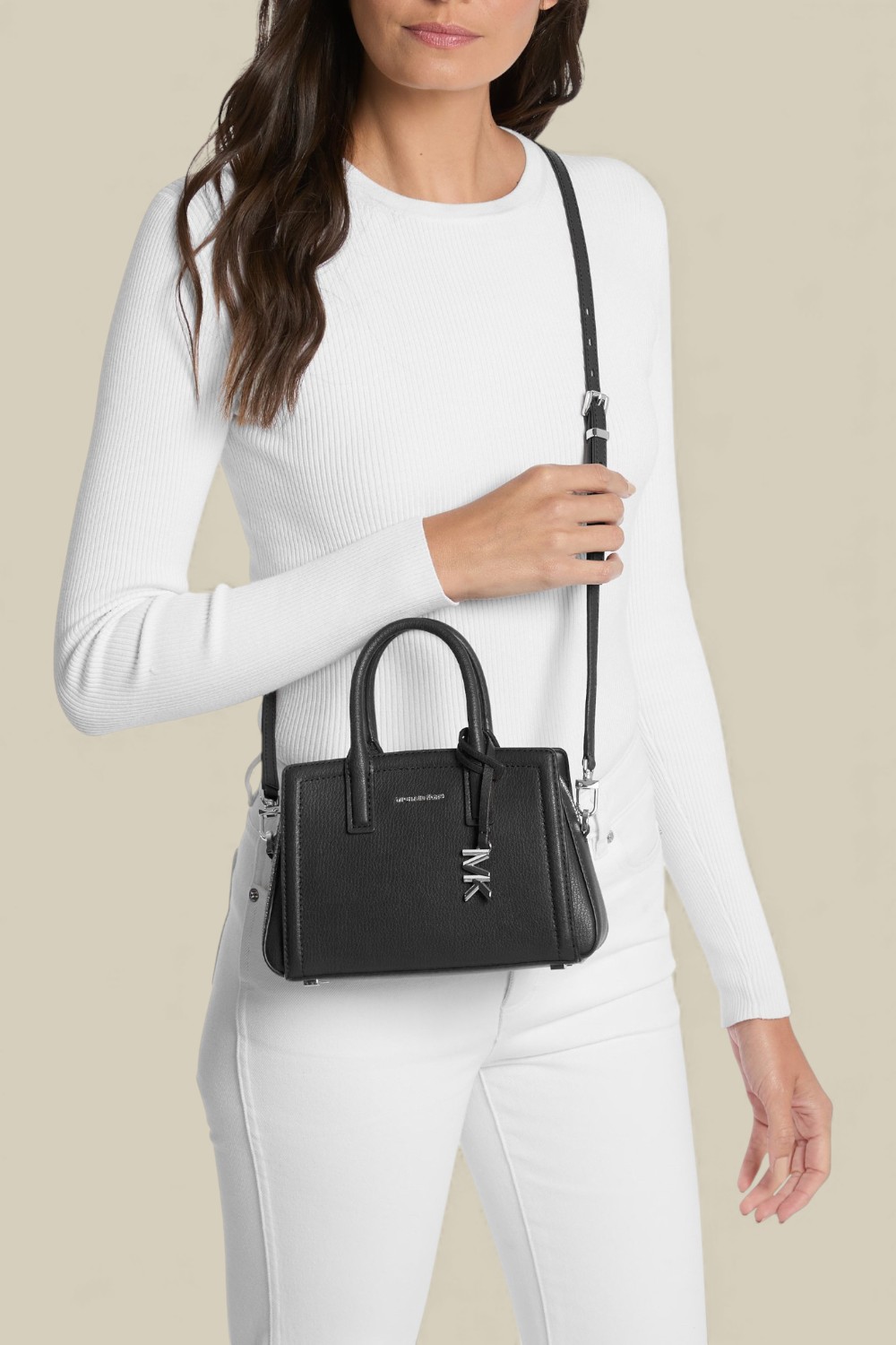 תמונת דוגמן קידמית של תיק נשיאה ליילה אקסטרה-סמול