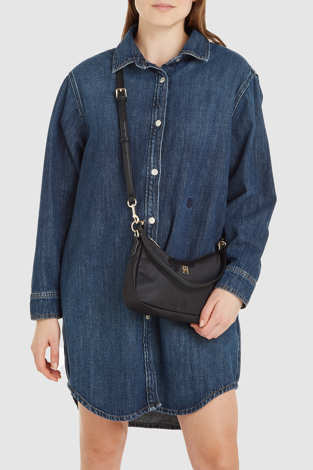 תמונת דוגמן קידמית של תיק כתף פופי