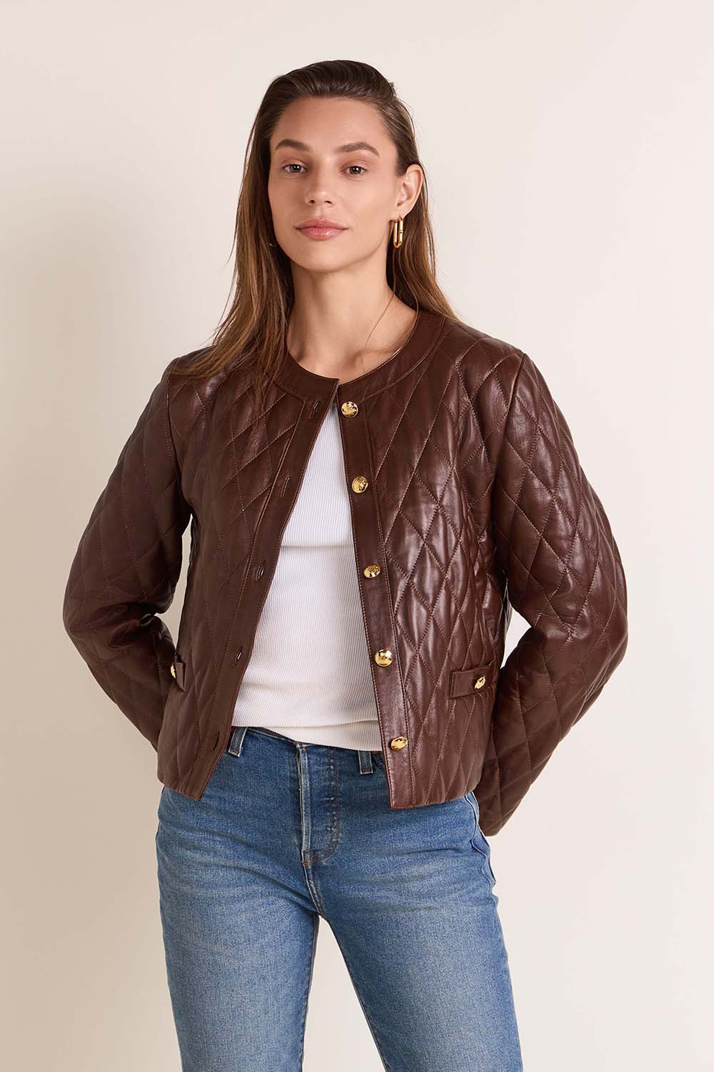 תמונת דוגמן קידמית של ז'קט עור