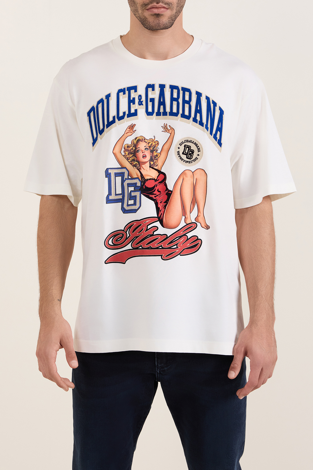 תמונת דוגמן קידמית של חולצת טי